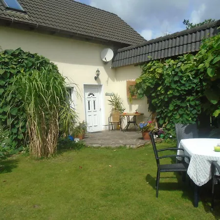 Nahe Vom Weissen Holiday home *